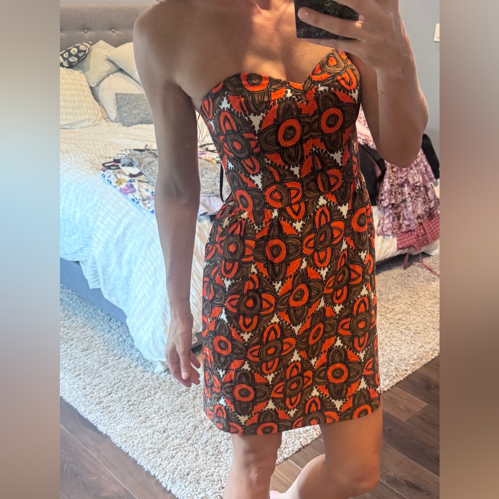An Original Milly of New York Strapless Dress in Bold Orange and Black Pattern 4